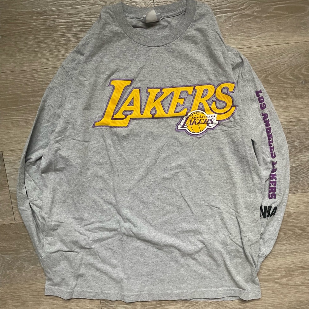 SOLD Vintage Los Angeles Lakers Grey Cotton Long Sleeve